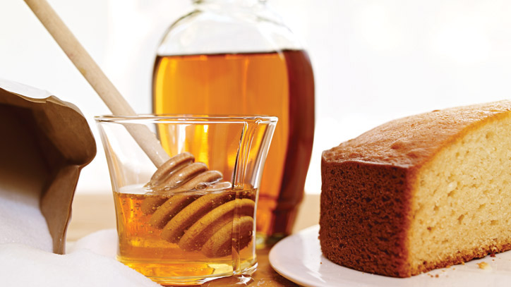 Par quoi remplacer la mélasse : sucre, miel, érable, grenadine