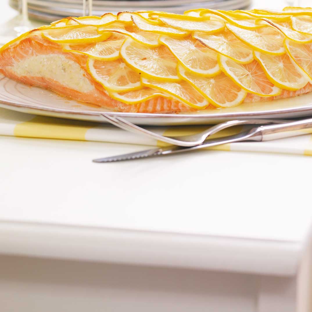 Saumon farci et mayonnaise au citron rôti