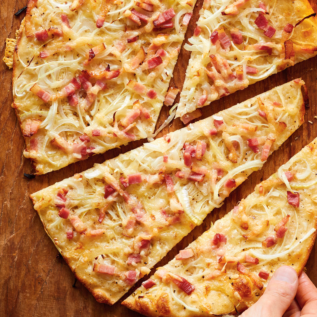 Tarte flambée alsacienne au gruyère (flammekueche) | RICARDO