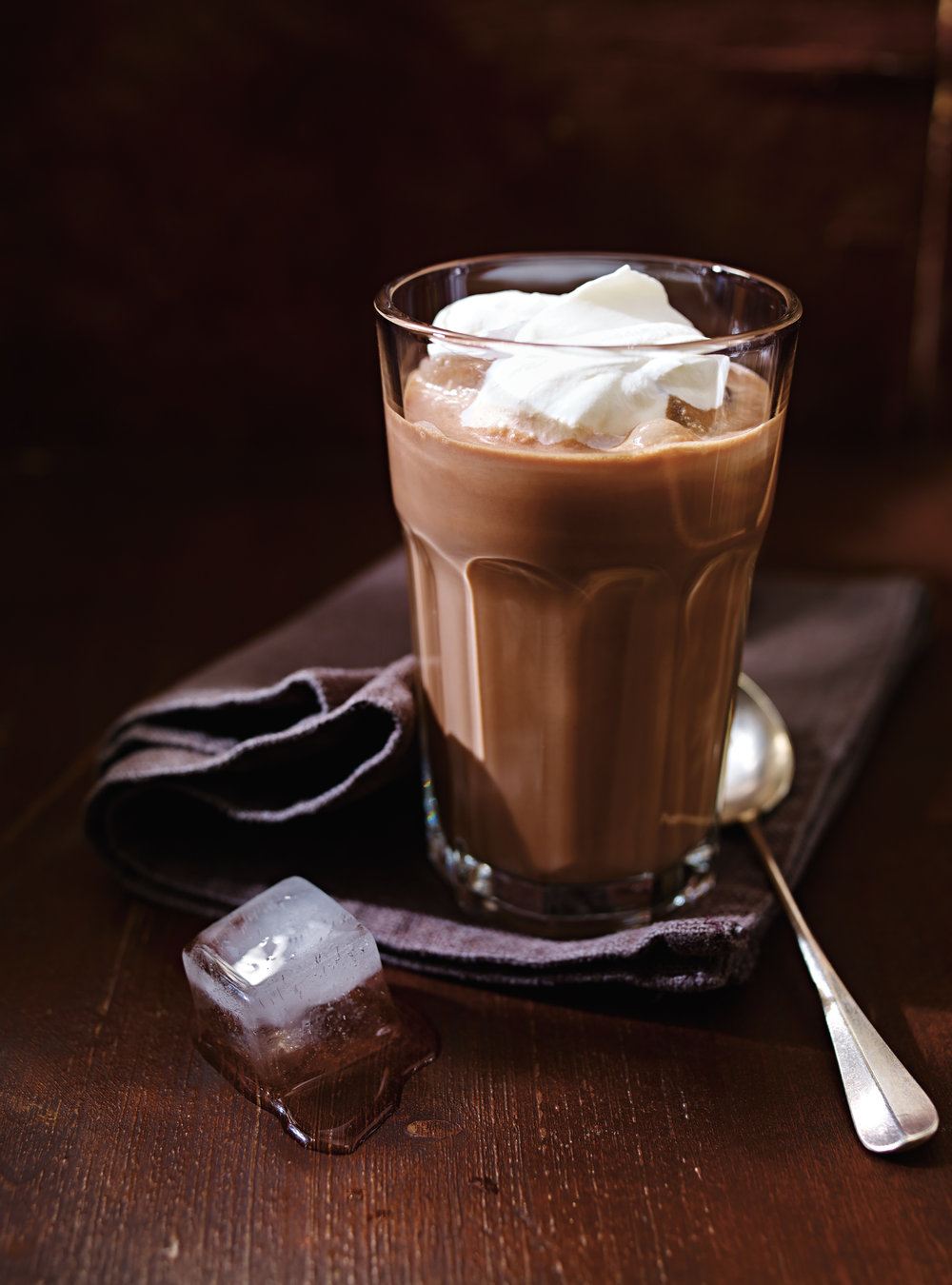 Café glacé au chocolat (Shokolad-Gliase)