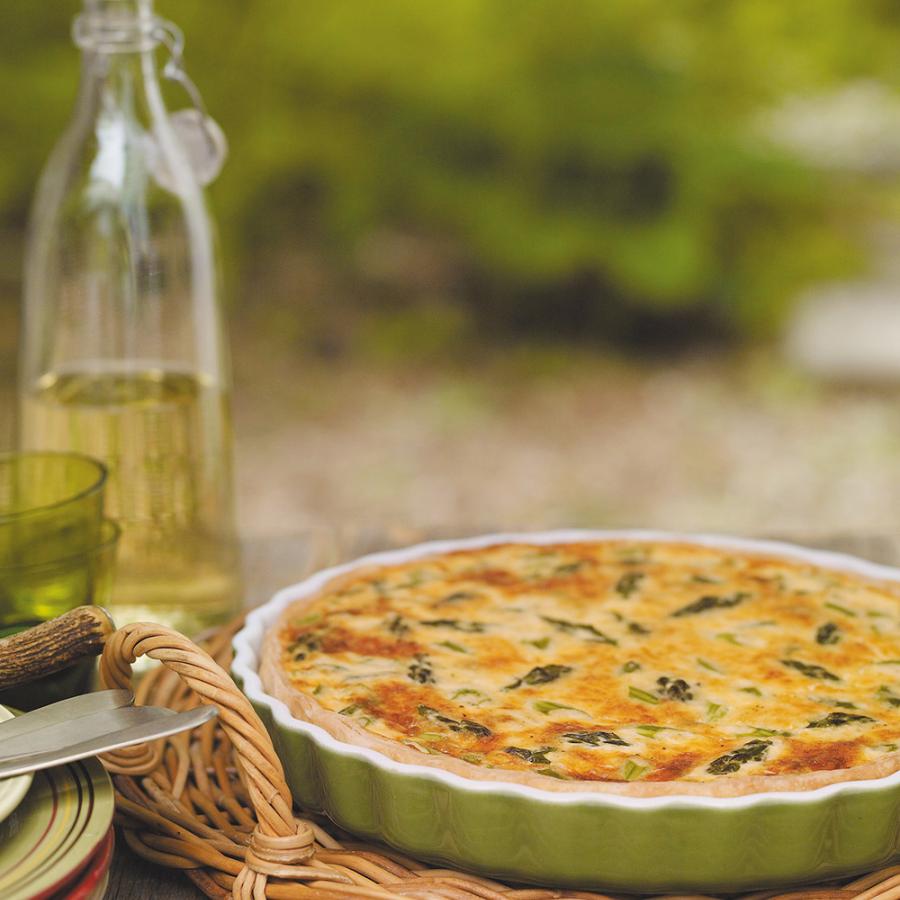 Asparagus and Cheese Quiche -image