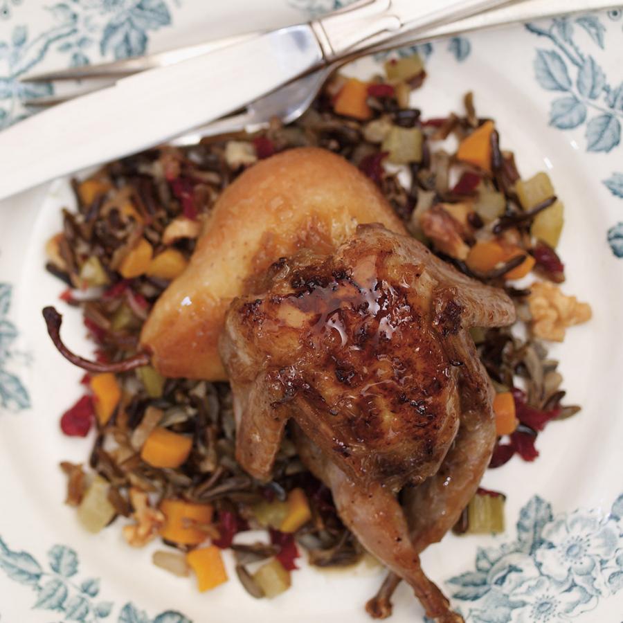 Cailles et poires, sauce aux épices