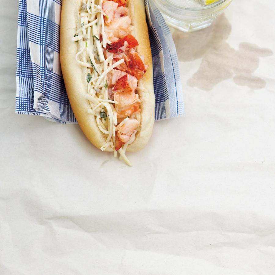 Lobster roll à la rémoulade
