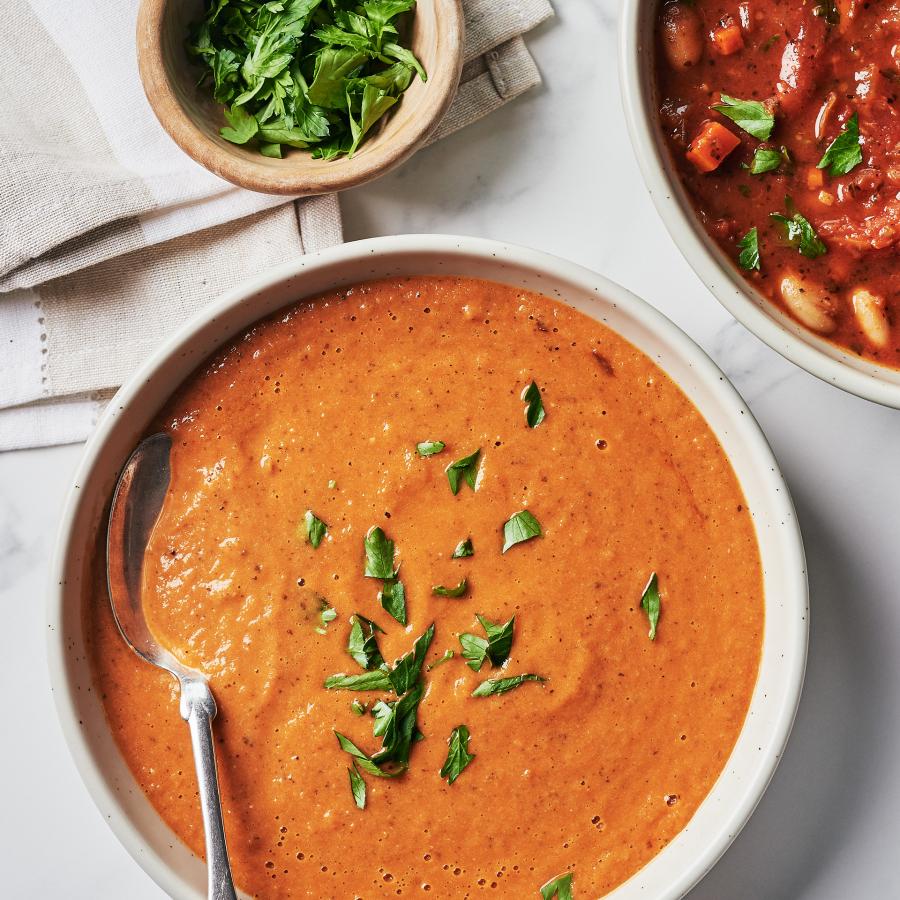 Potage aux tomates et aux haricots blancs-image