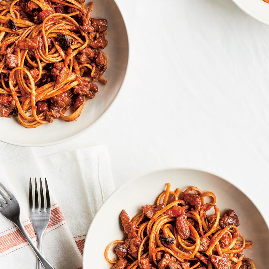 Linguines au ragoût d’agneau et aux olives à l’autocuiseur