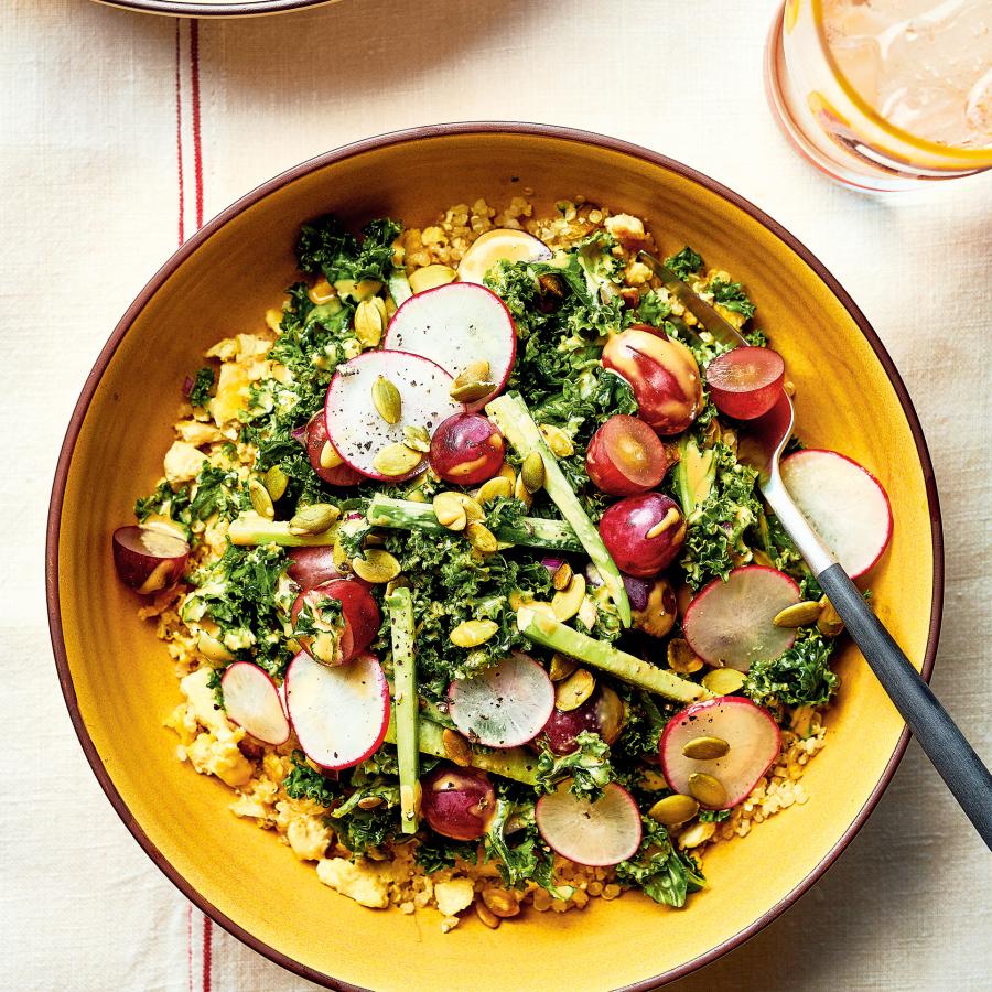 Quinoa au tofu et salade de kale