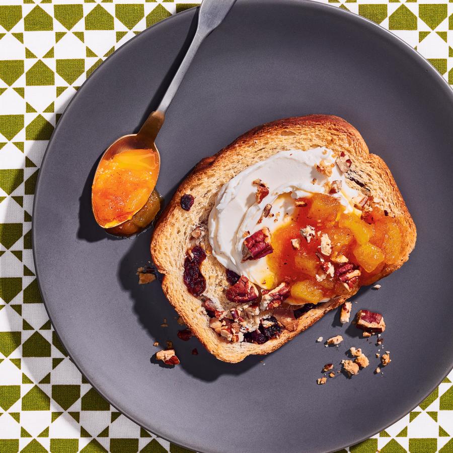 Tartines à la confiture « gâteau aux carottes »