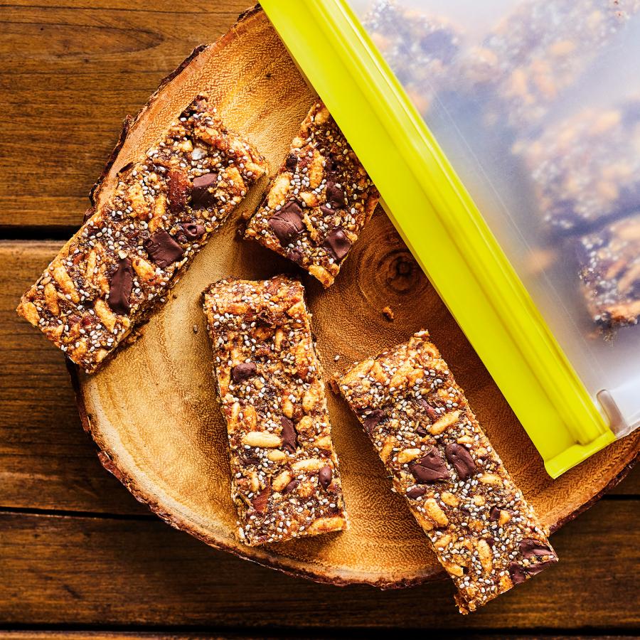 Barres d’énergie aux amandes et au chocolat noir