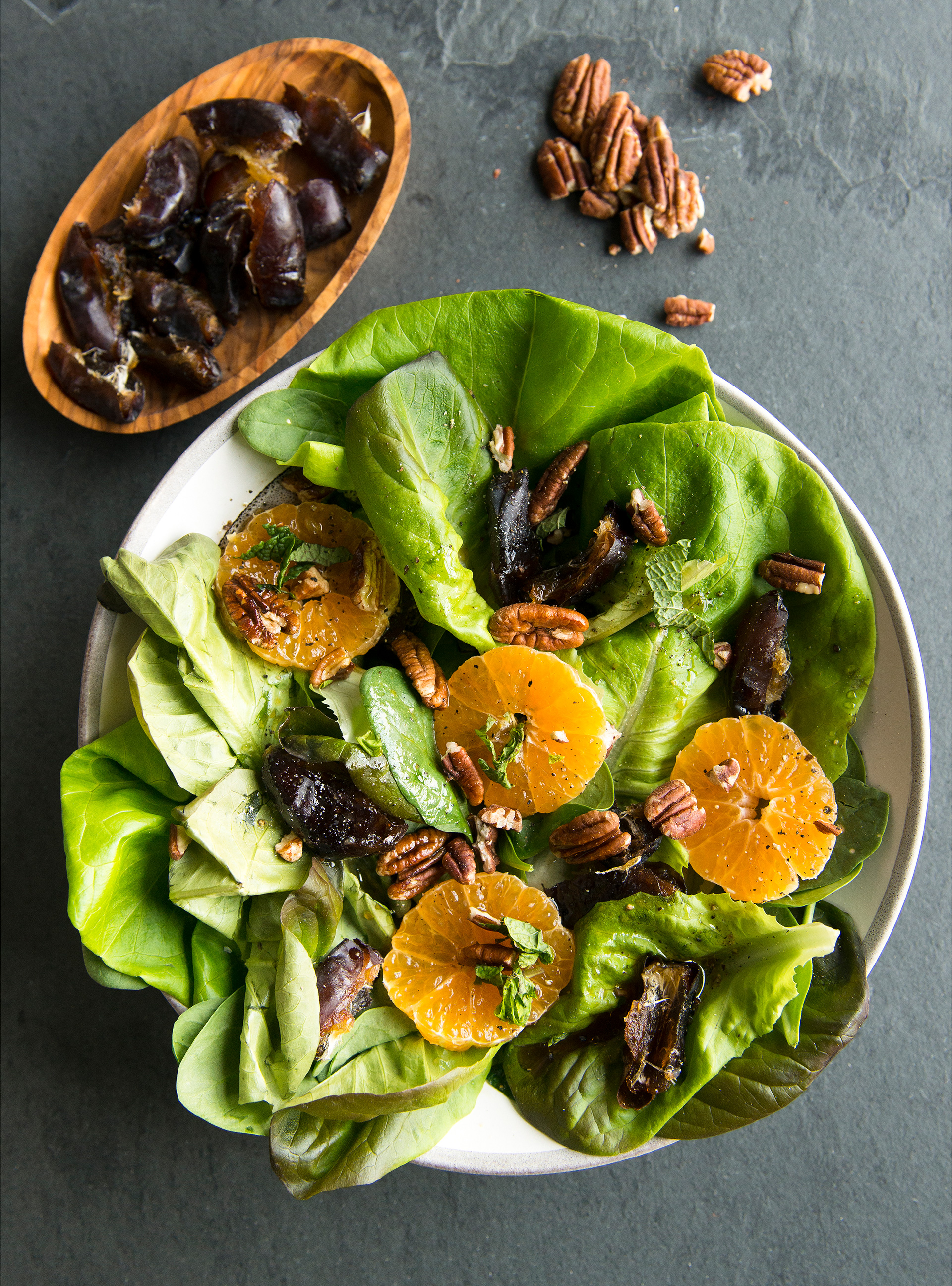 Green Salad with Dates and Clementines