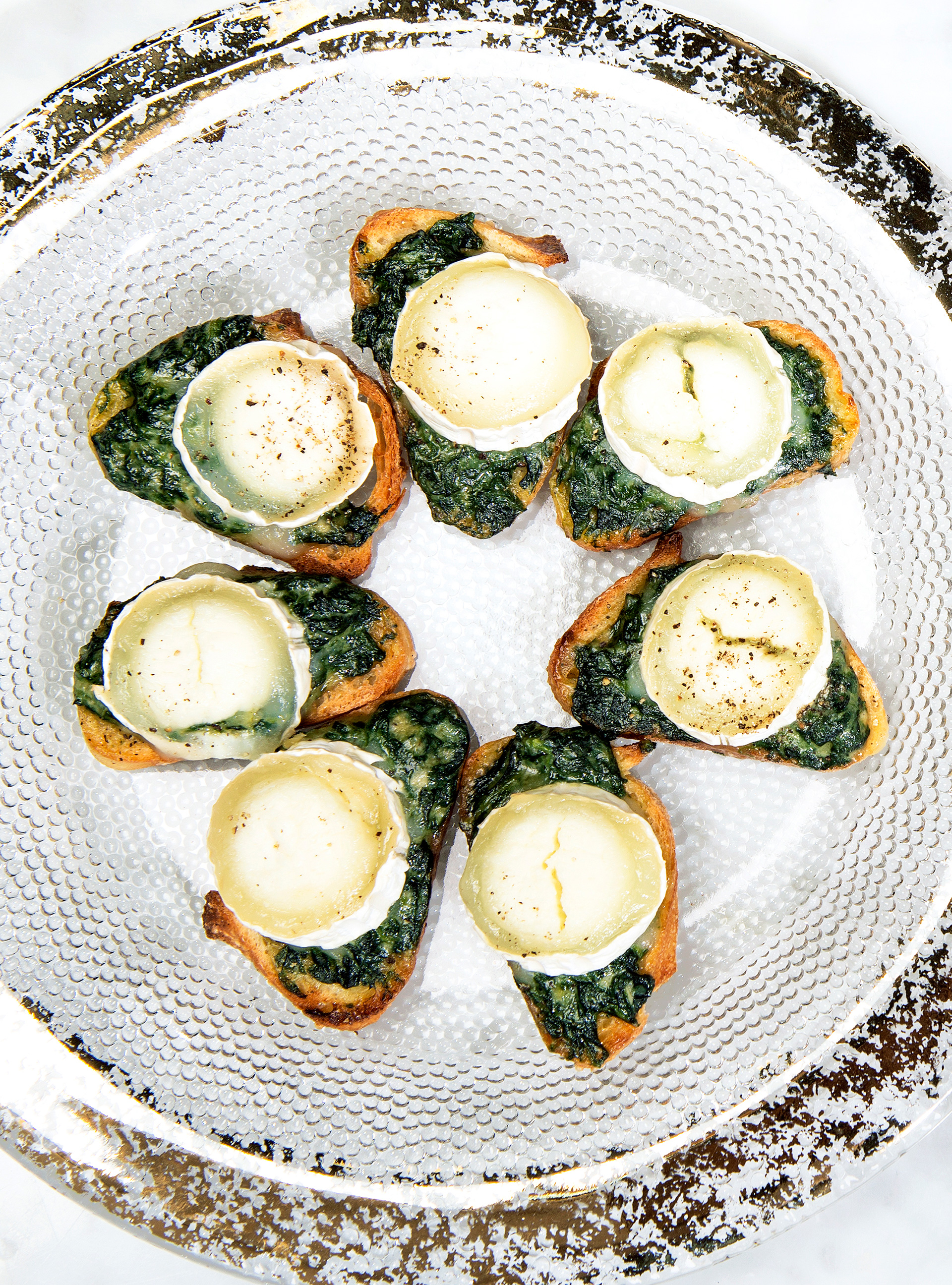 Spinach and Goat Cheese Crostini