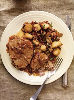 Veau braisé et panais rôtis au prosciuttini