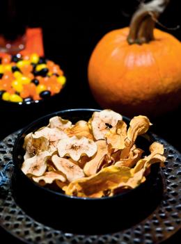 Vieilles pommes toutes ratatinées (pommes séchées au four)