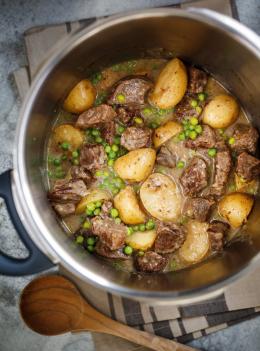 Boeuf à la crème et petits pois
