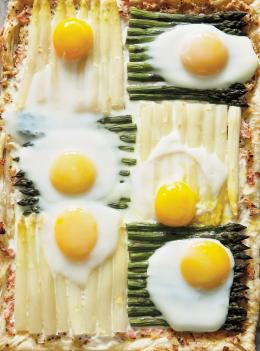 Tarte courtepointe aux asperges, aux oeufs et au jambon