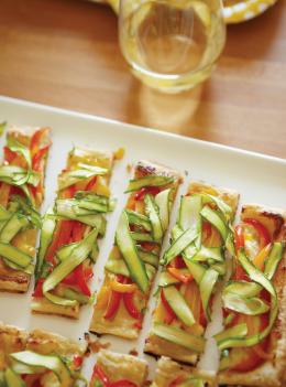 Feuilletés aux poivrons et aux asperges