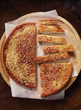 Pain apéritif au sésame et à l'érable