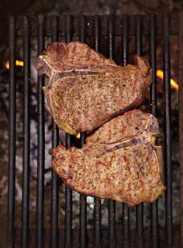 T-bone et beurre à l’échalote