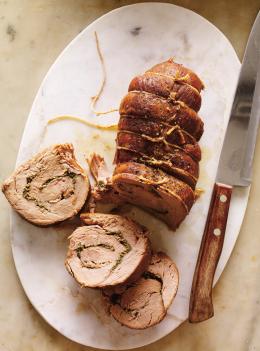 Rôti de veau roulé aux herbes et au piment fort