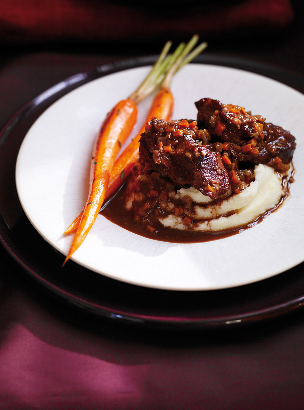 Braised Veal Cheeks with Cocoa Sauce 