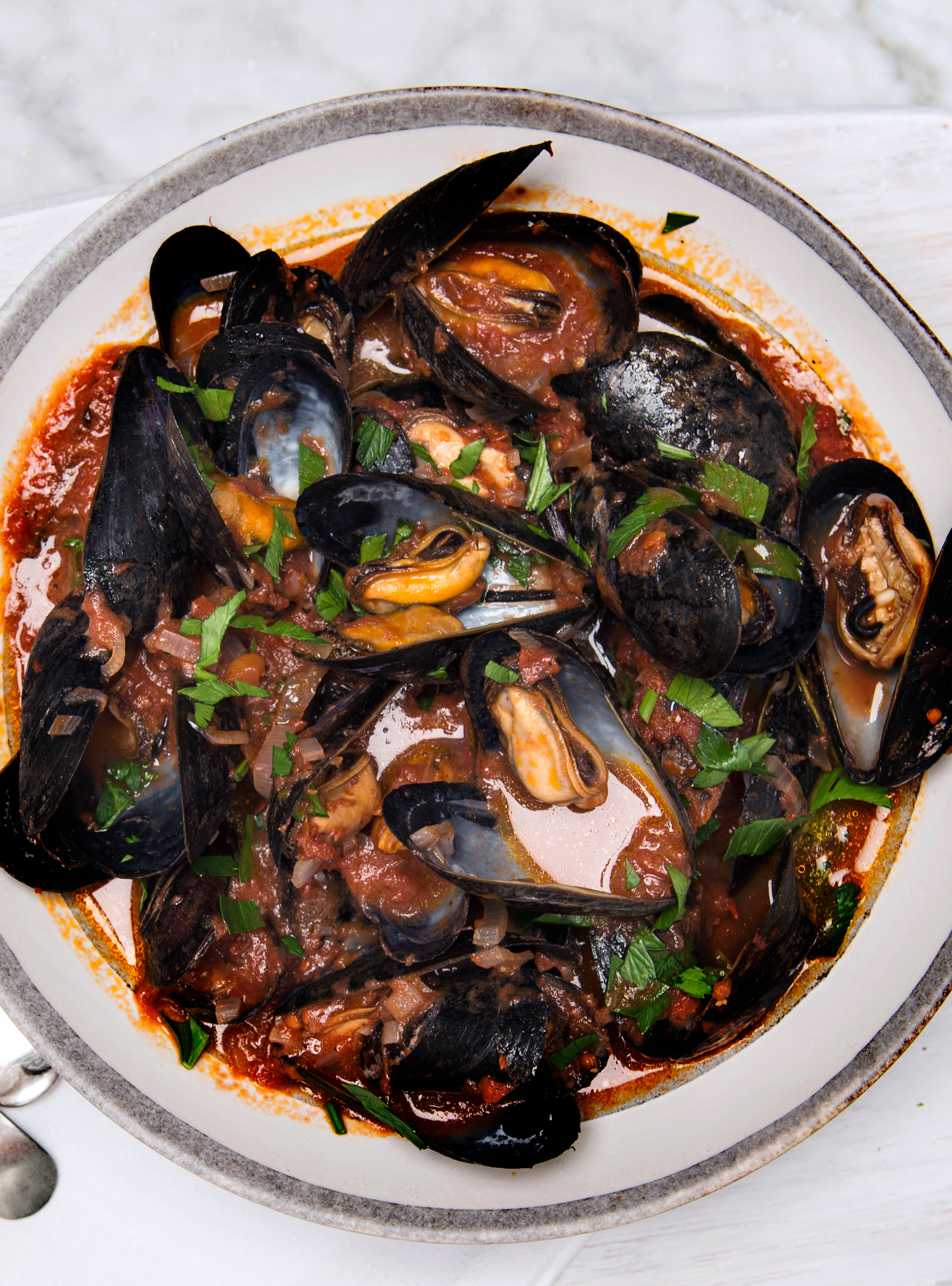 Mussels with Tomato and Thyme