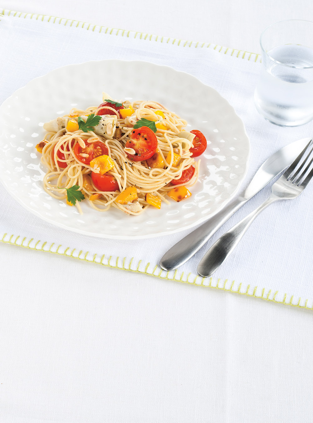 Fresh Tomato and Artichoke Spaghetti   