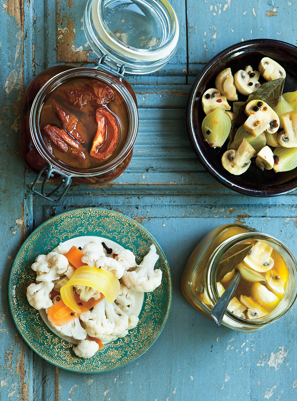 Clementines-Pickled Mushrooms and Onions