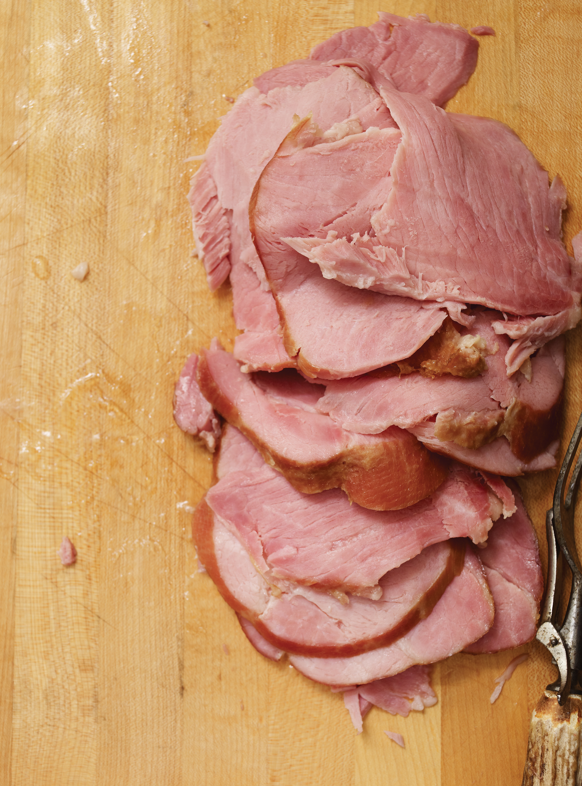 Slow Cooker Maple and Beer-Braised Ham