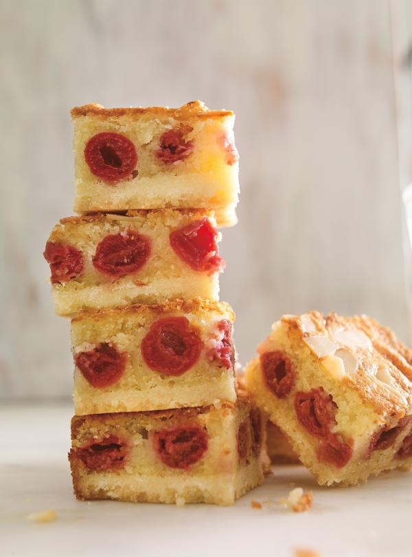 Carres Aux Cerises Et Aux Amandes Ricardo