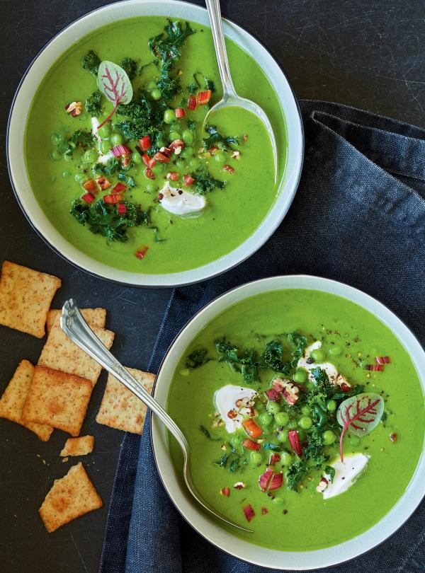 Potage aux légumes verts vide-frigo | Ricardo