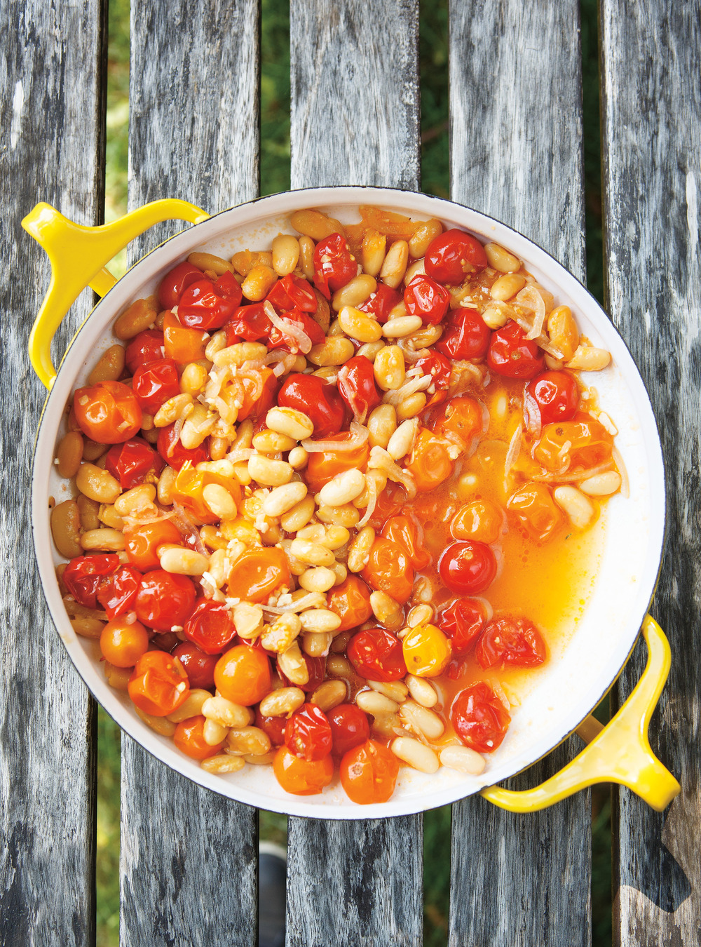 Recette haricots, tomates et épices - Marie Claire