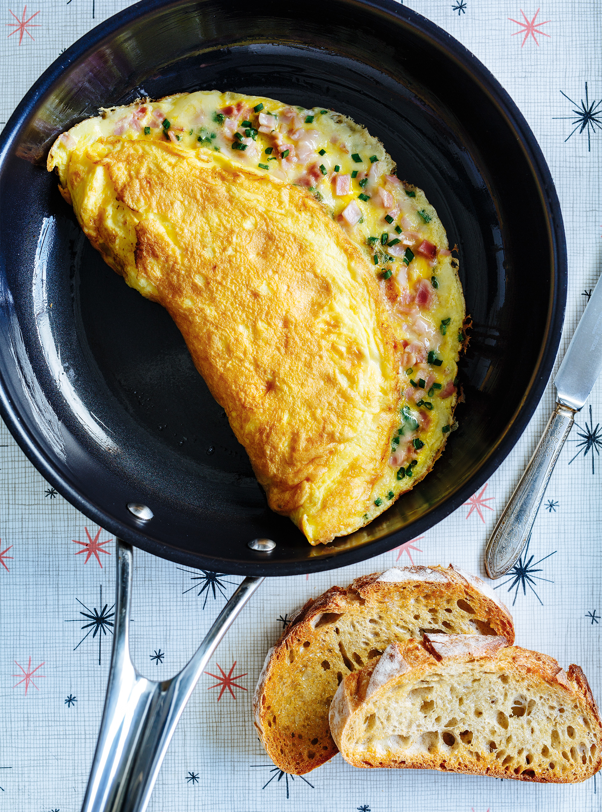 Ham and Cheese Omelette | RICARDO