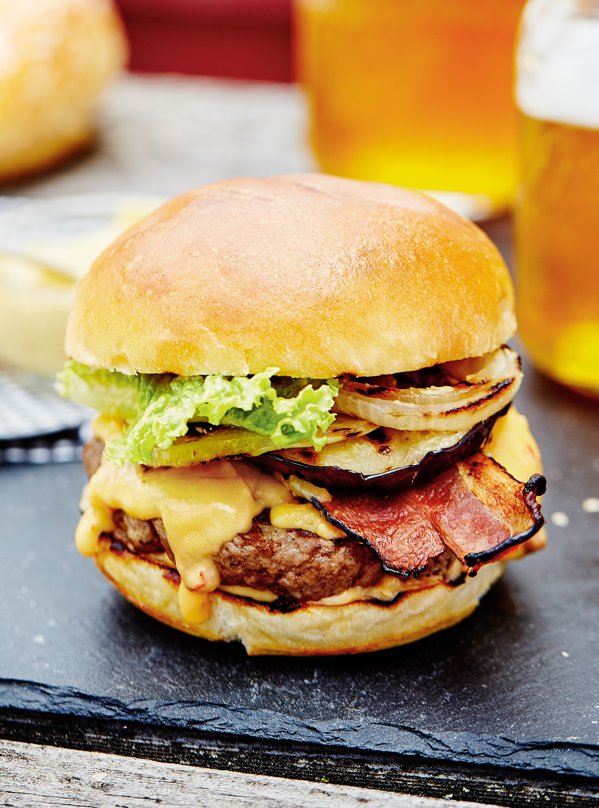 Burgers with Bacon and Chipotle Cheese Sauce