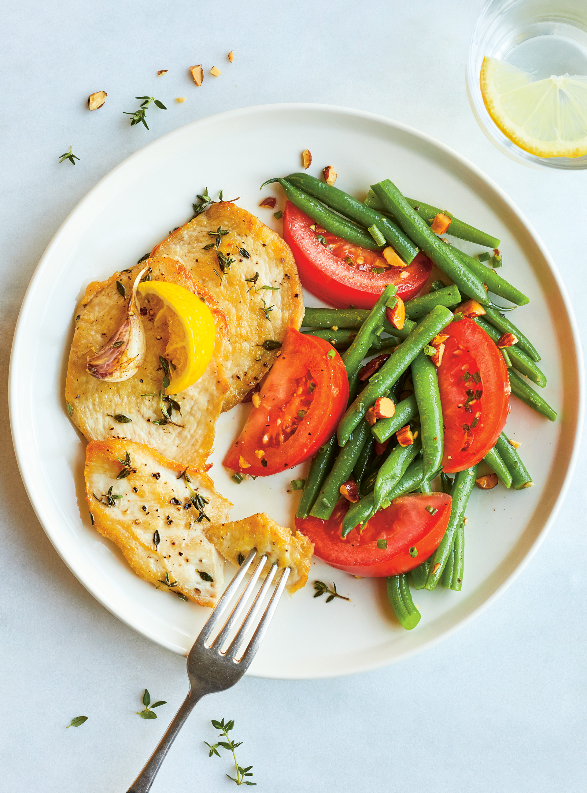 Chicken Cutlets with Lemon and Thyme