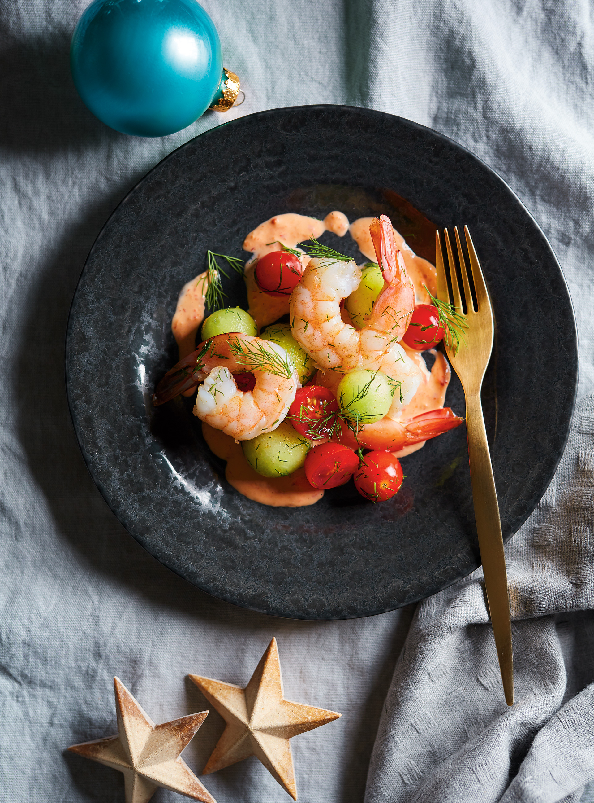 Shrimp Cocktail Salad with Tomato and Honeydew