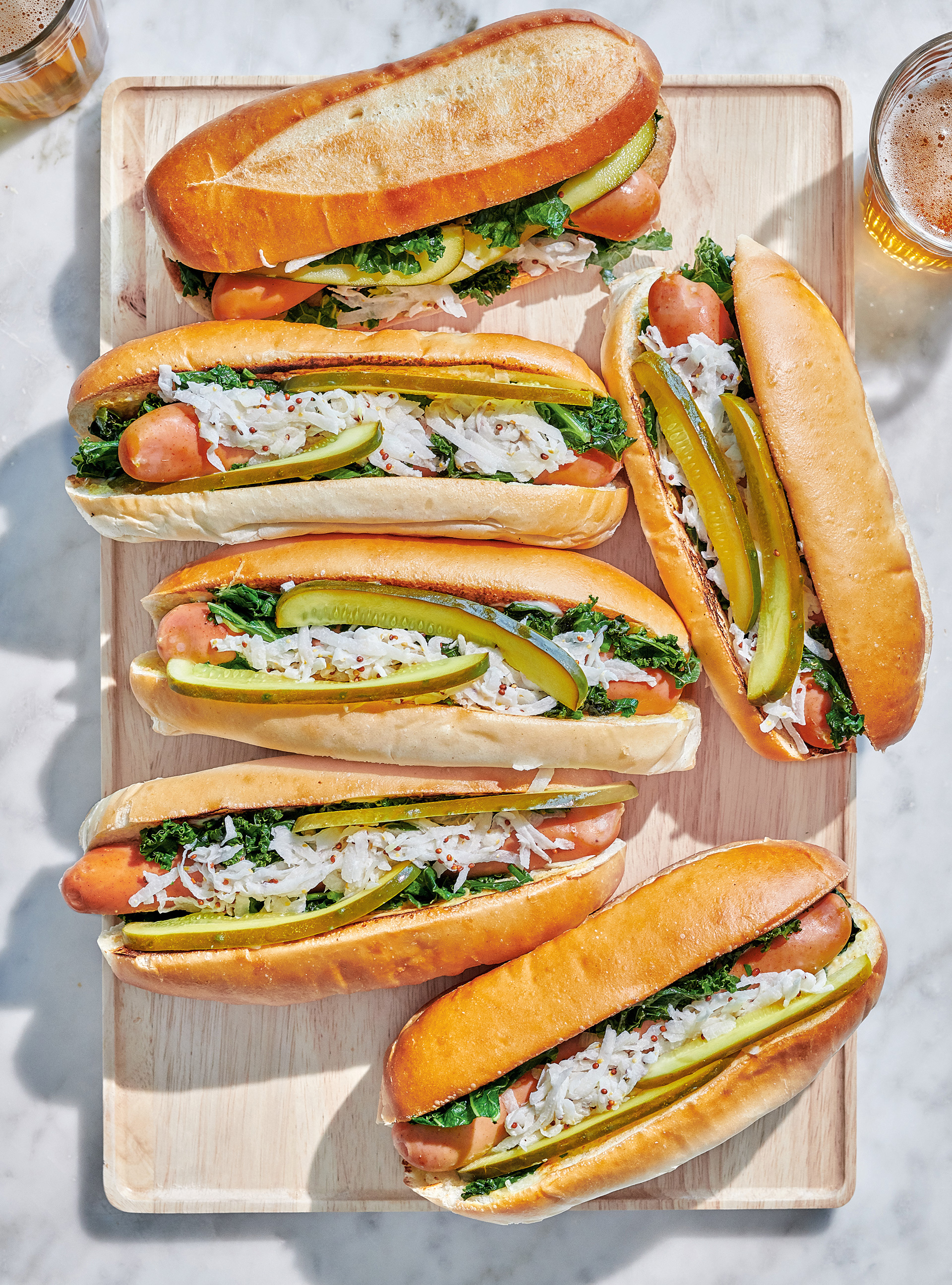 Hot-dogs, kale et rémoulade de rabioles