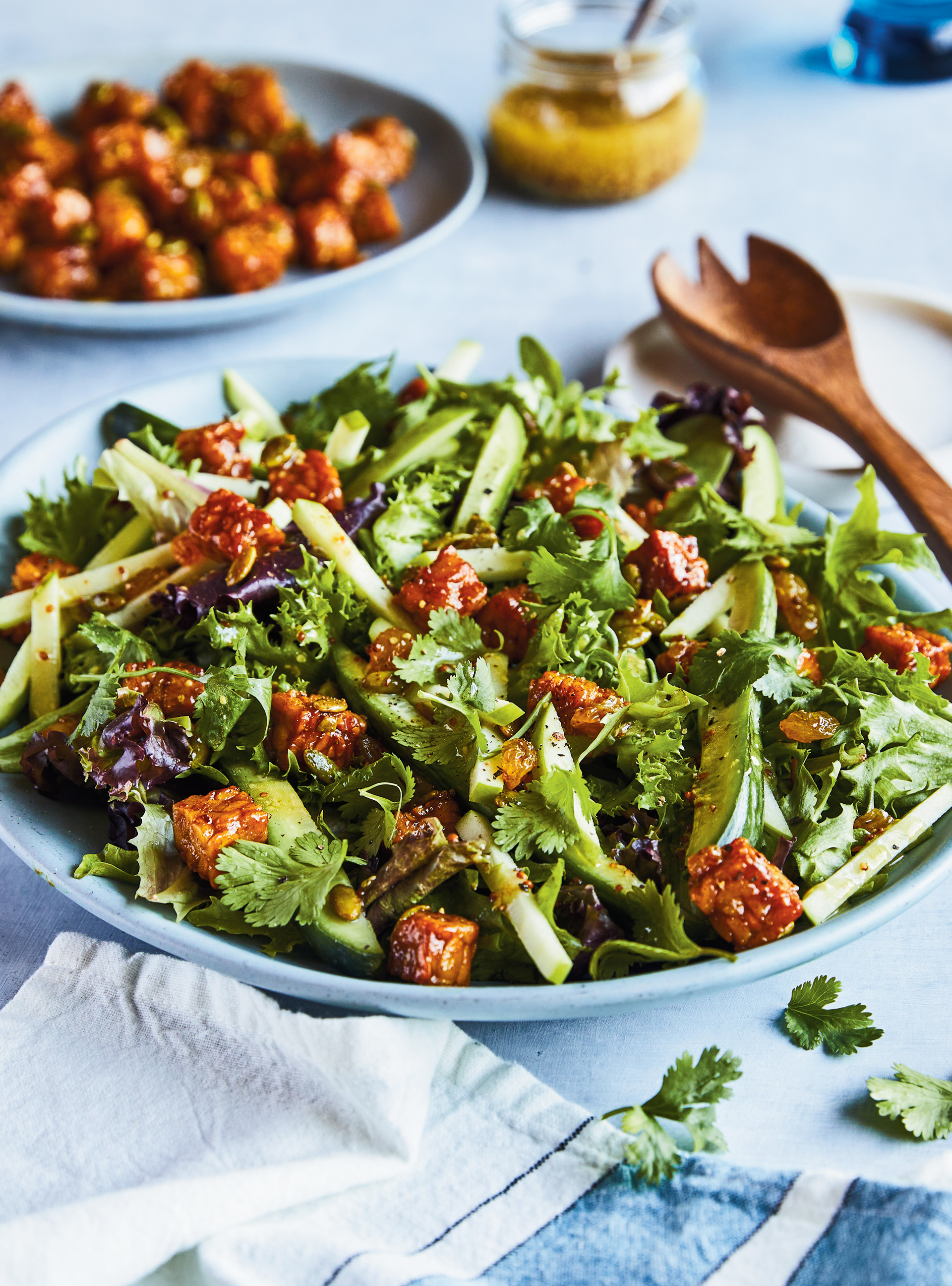 Mesclun Salad with Apple and Honey-Curry Tempeh