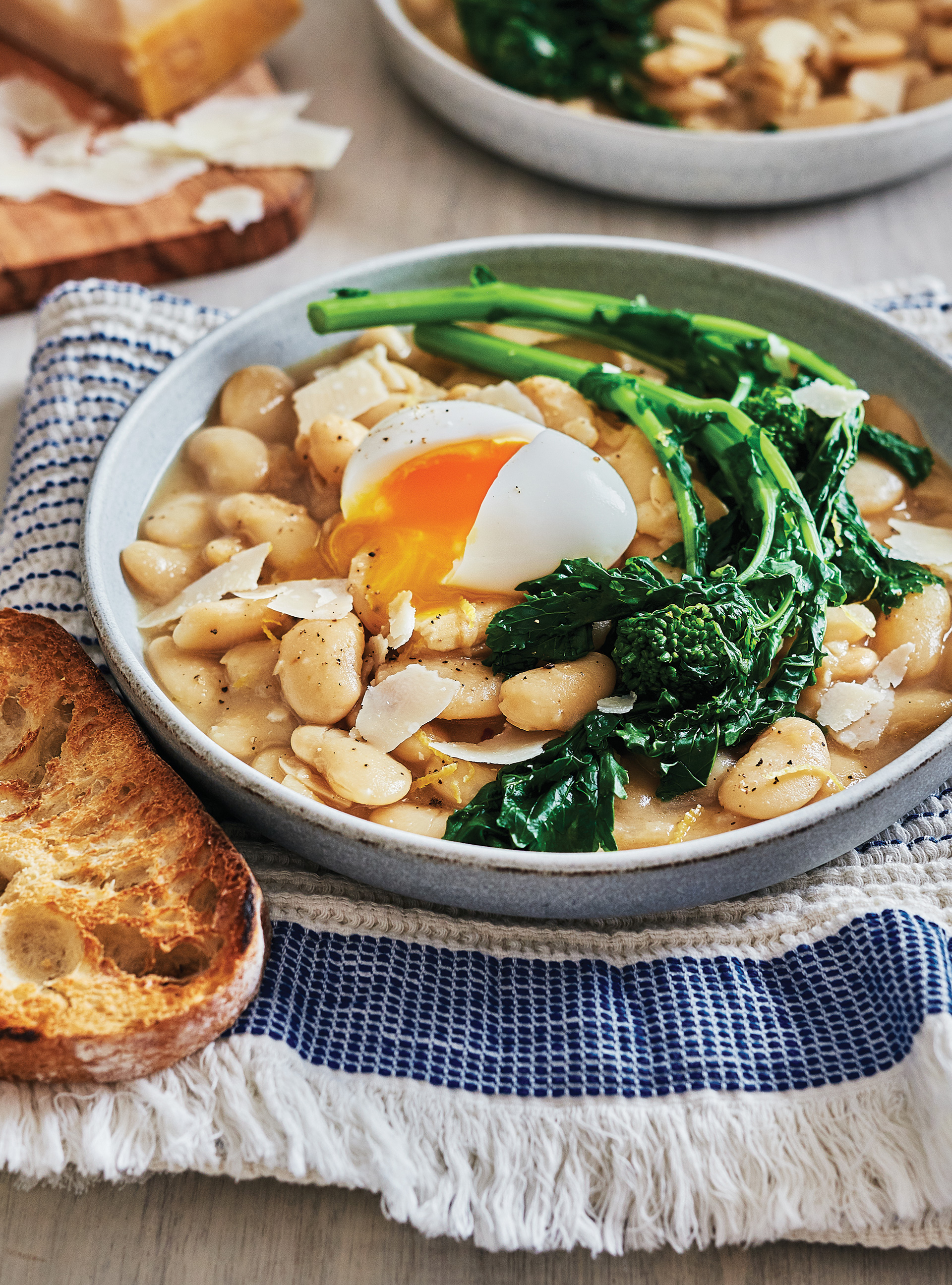Oven-Baked White Beans in Broth with Soft-Boiled Eggs