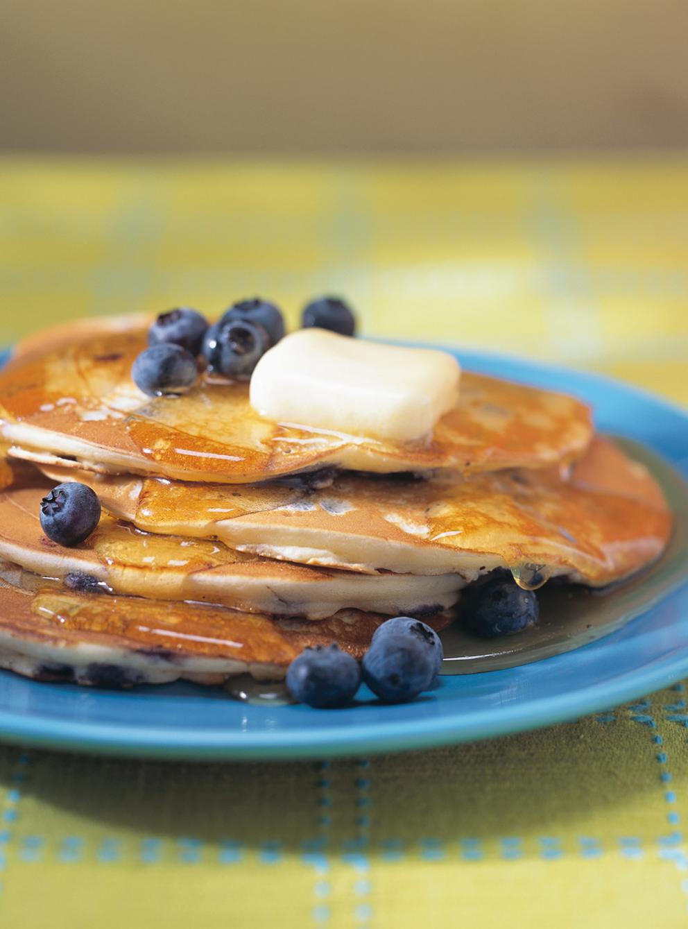 Crêpes américaines aux bleuets (Pancakes aux bleuets) | RICARDO