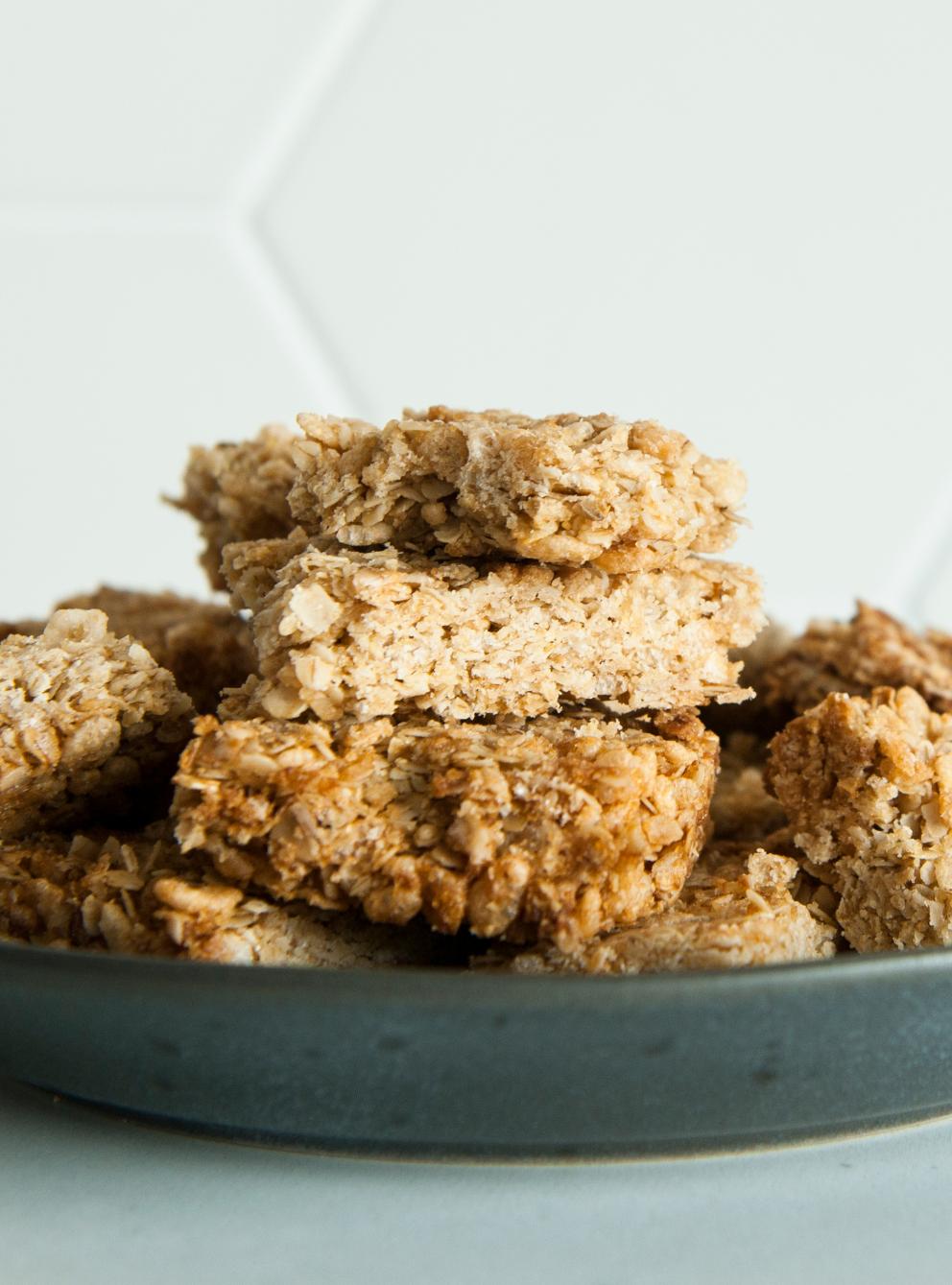 Oat and Honey Granola Bars RICARDO