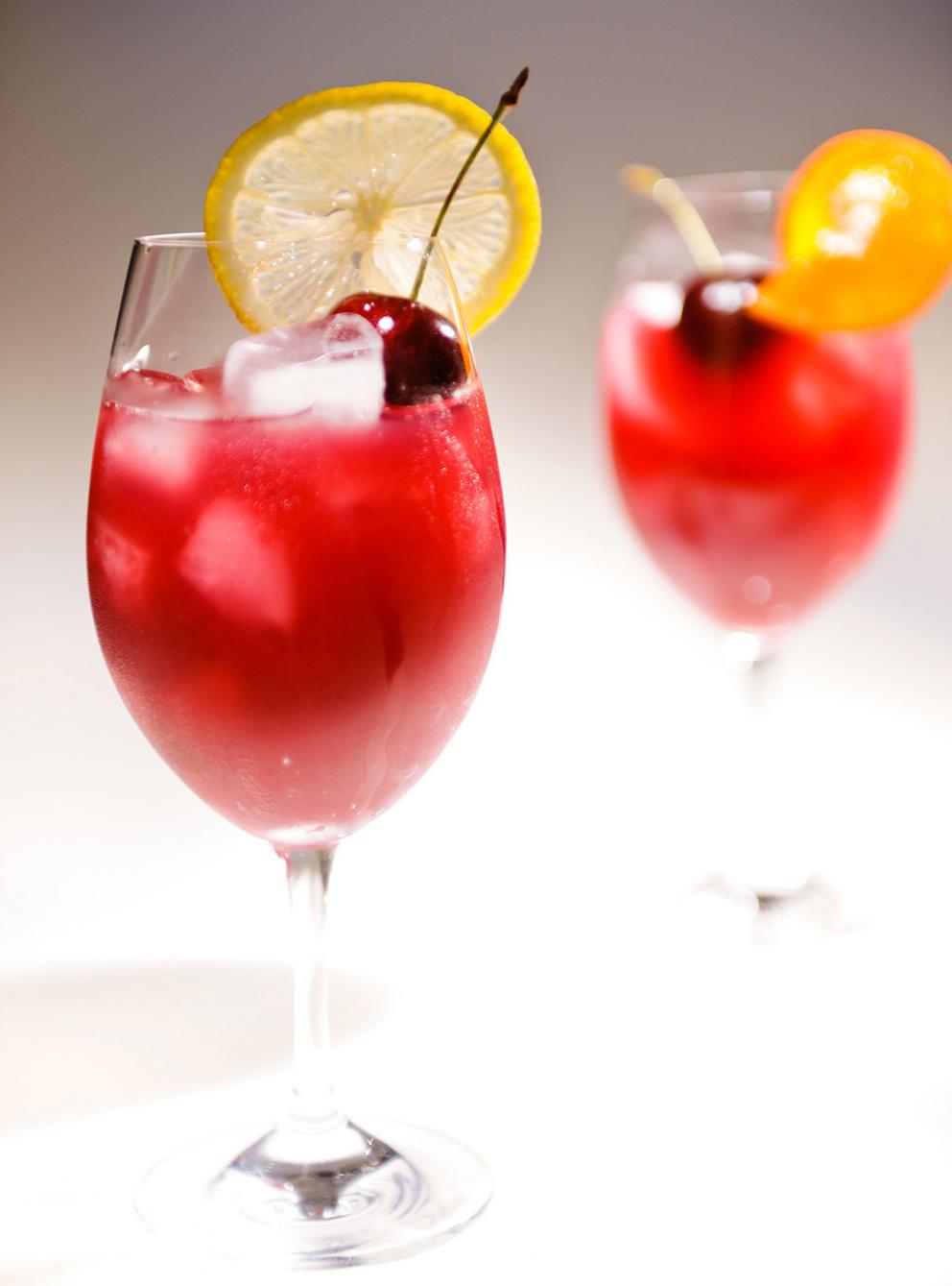 Sangria with White Grape Juice RICARDO