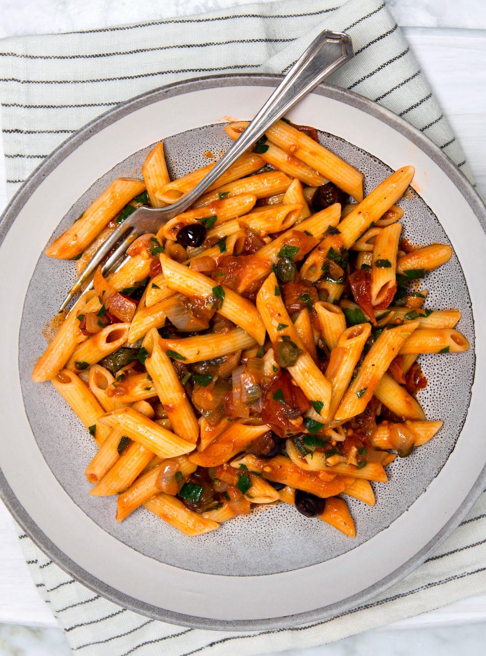 Pâtes à la sauce puttanesca RICARDO