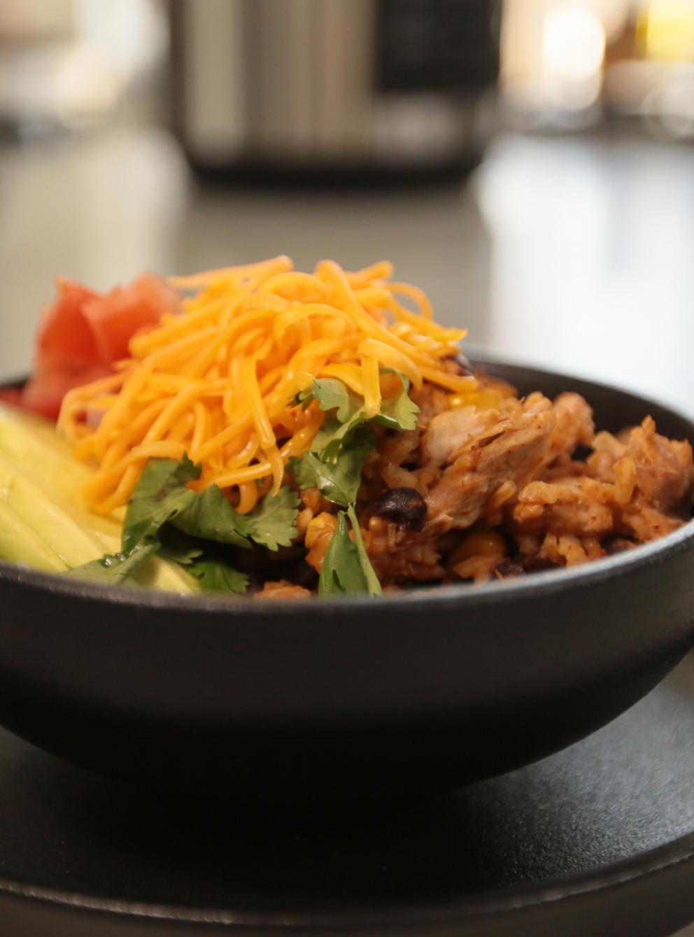 Bol burrito au poulet à l’autocuiseur RICARDO