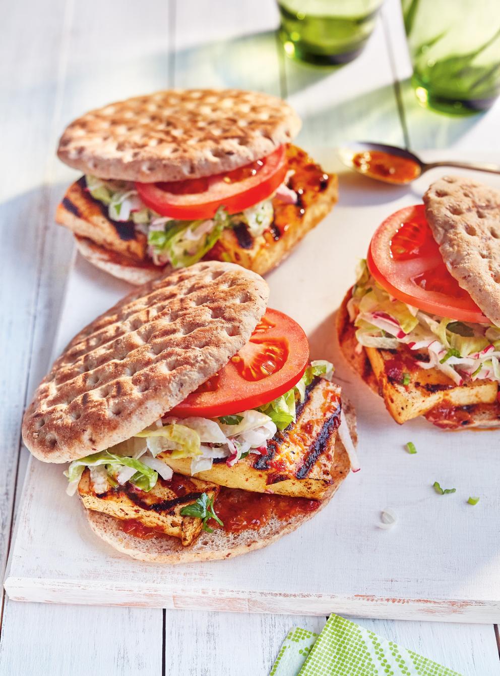 Sandwichs de tofu grillé RICARDO