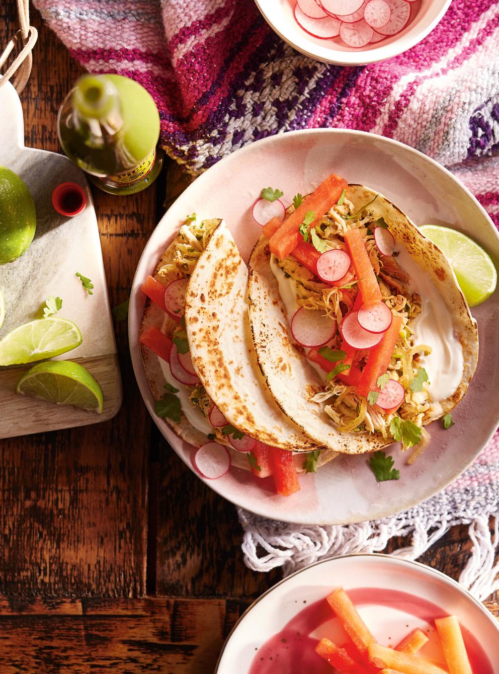 Tacos au poulet à la lime et au melon d’eau RICARDO