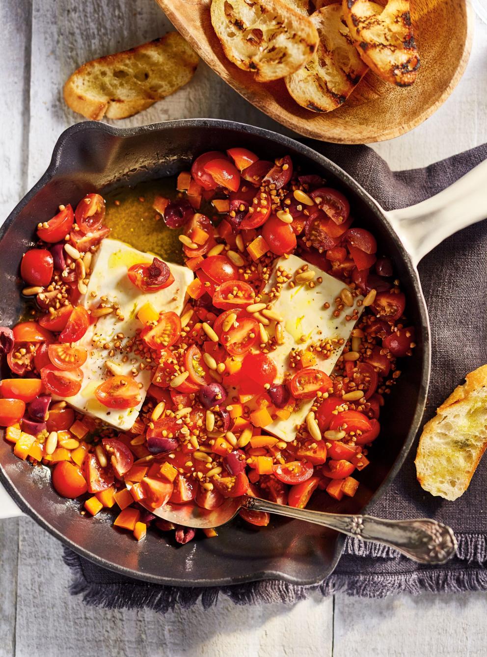Feta chaude aux tomates et aux olives RICARDO
