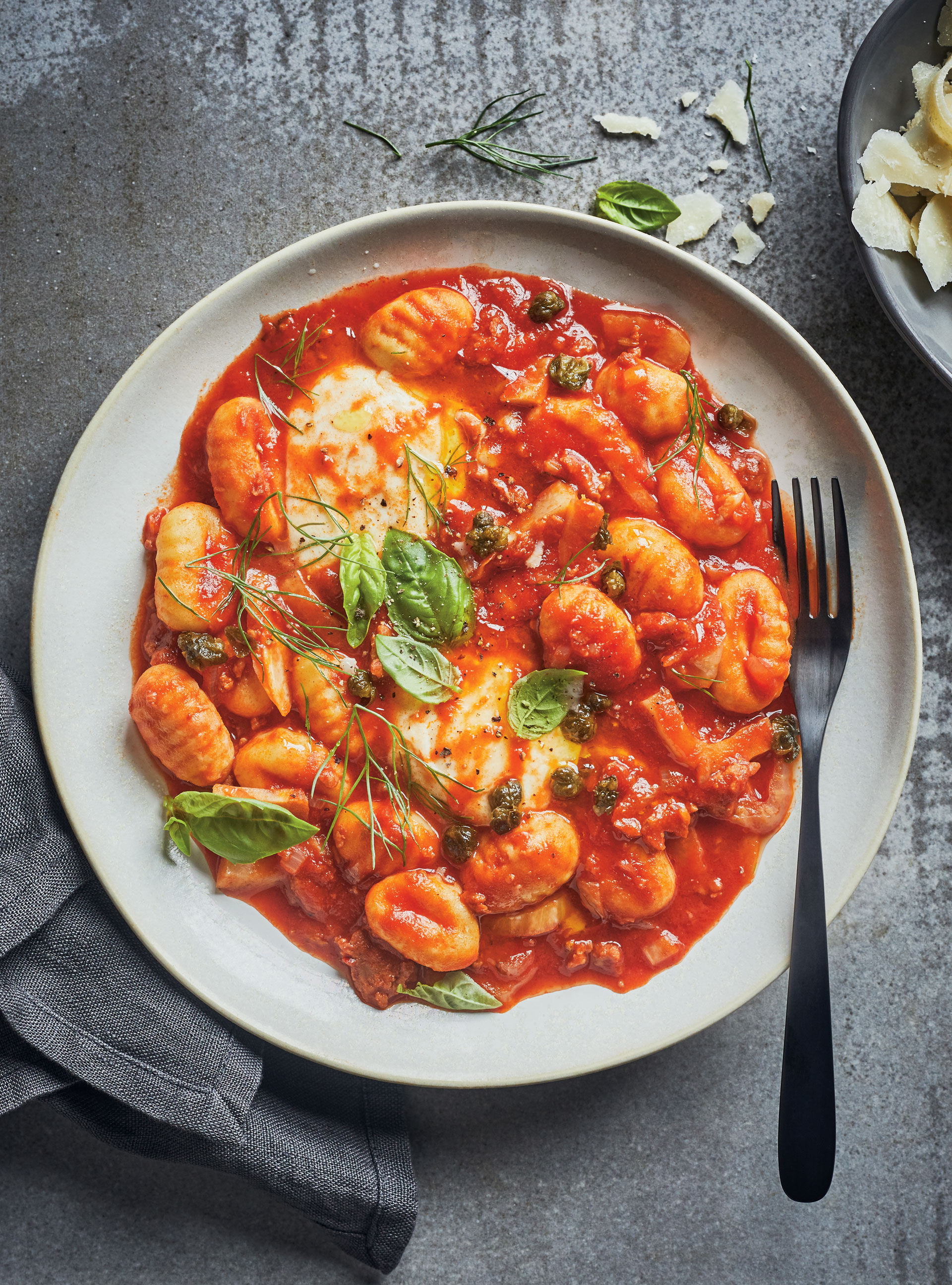 One-Pot Gnocchi with Sausage, Fennel and Tomato Sauce
