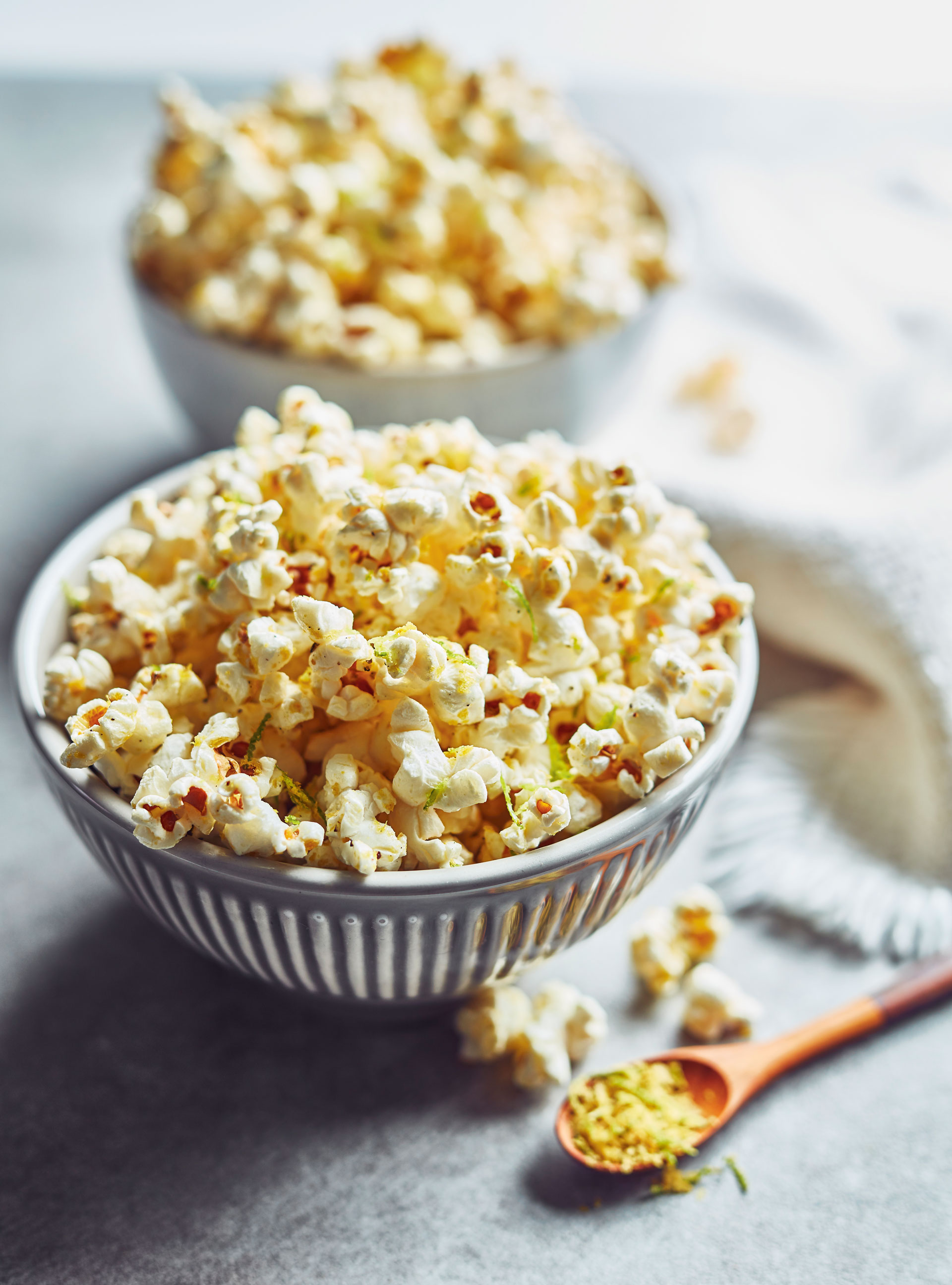 Popcorn végétalien à la lime et au poivre