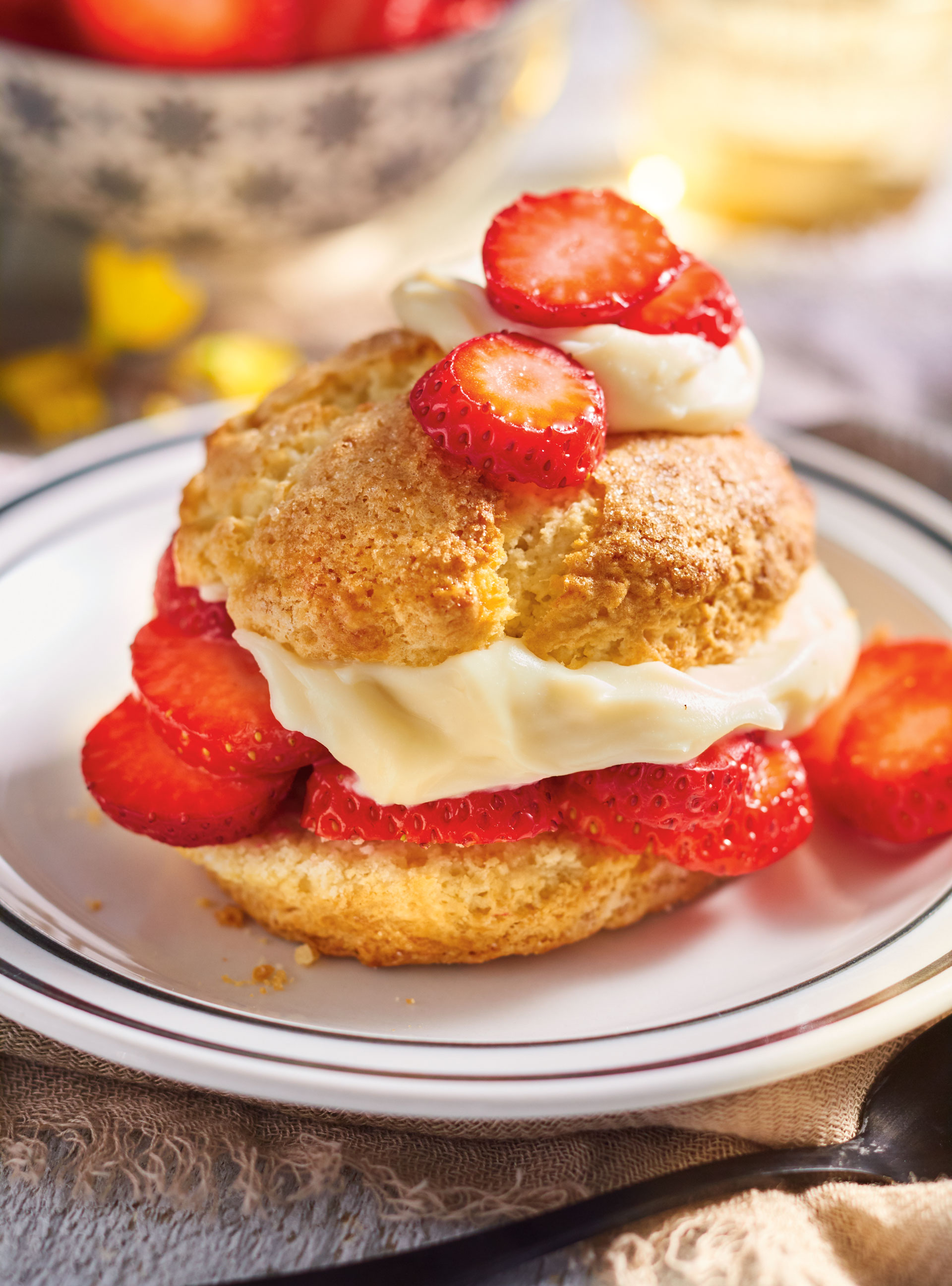 Strawberry Shortcakes with Cream Cheese and White Chocolate