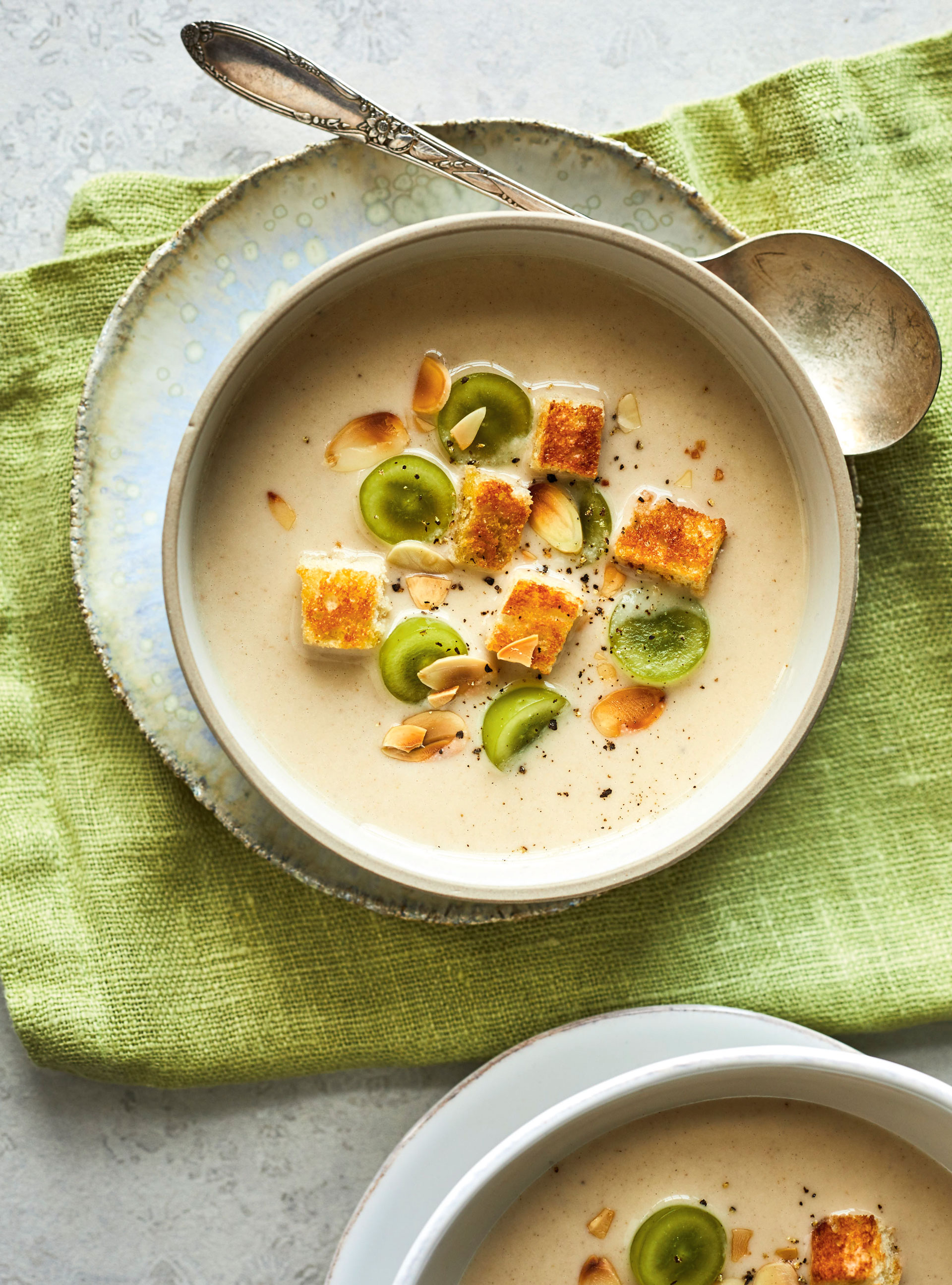 Almond and Garlic Soup