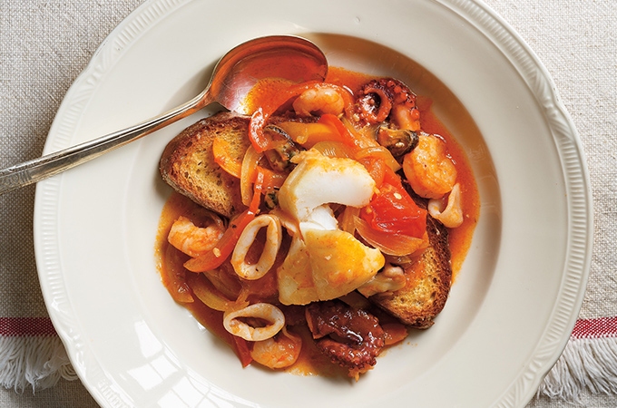 Casserole de poisson aux poivrons (cacciucco alla livornese)